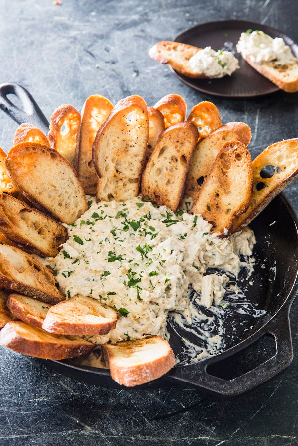 Baked Crab Dip with Crostini