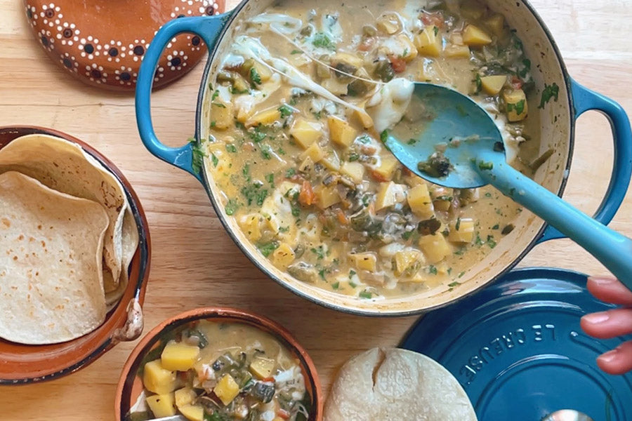 Chile con Queso y Papas (Chiles with Cheese and Potato)
