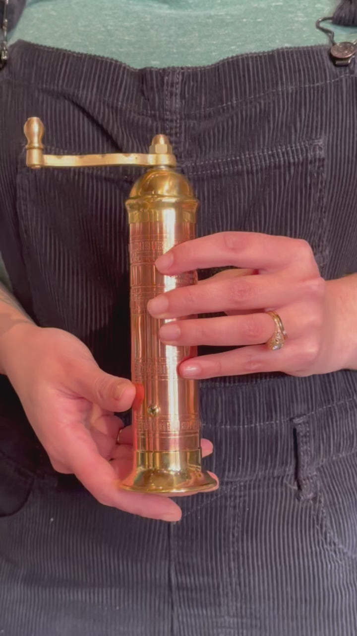 Load video: Atlas Pepper Mill